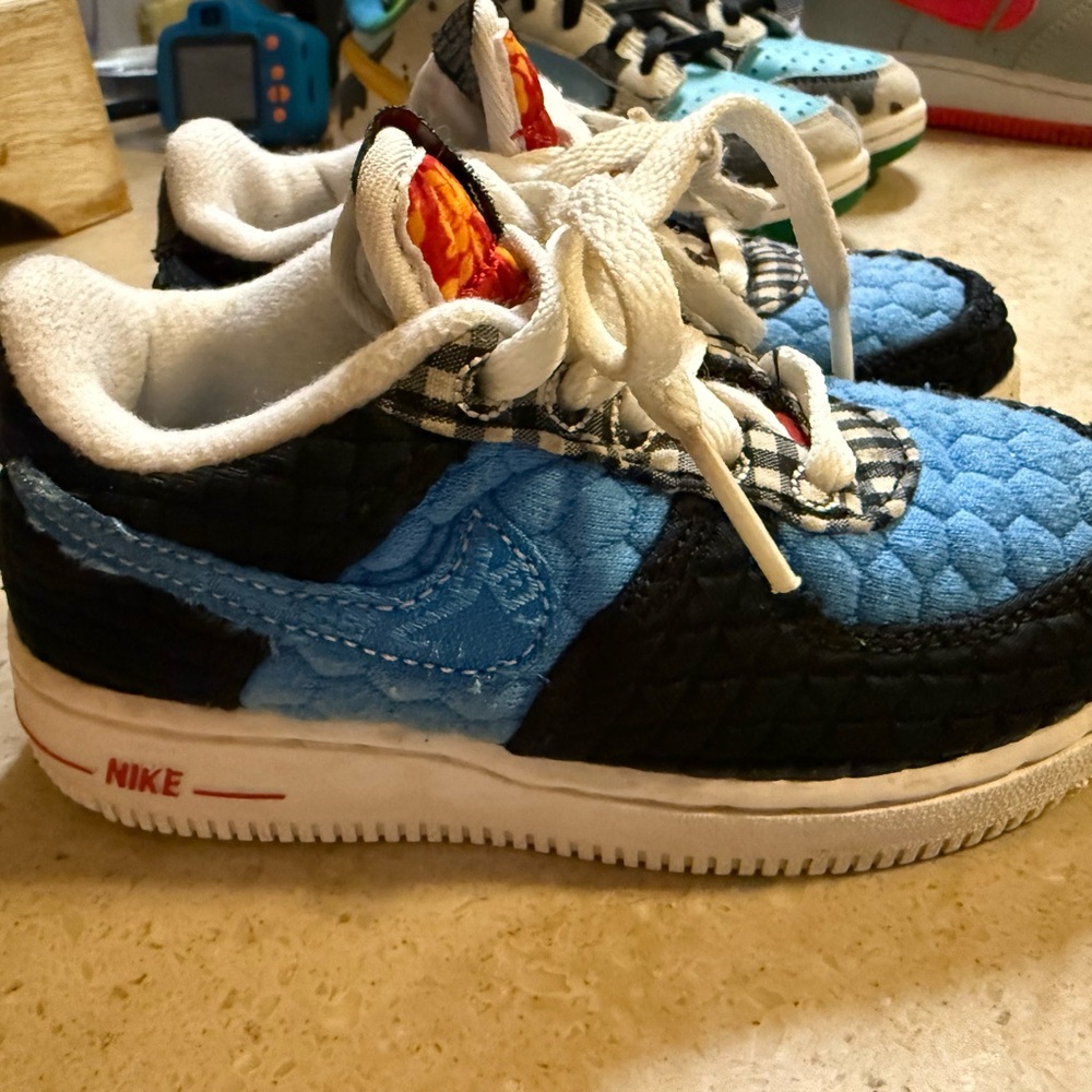 Nike Kids Quilted Unique RARE Air Force 1 Sneakers
